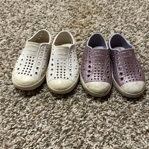 NATIVE SHOES 2 Pair Size 7